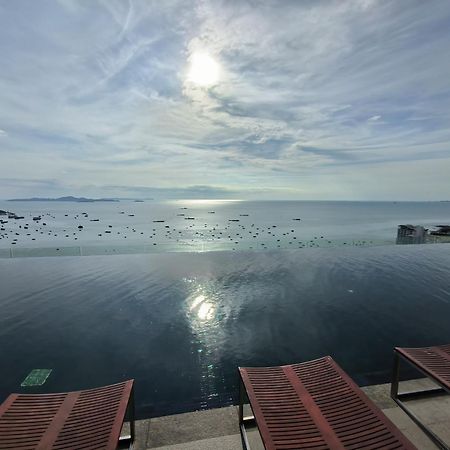 Centric Sea Pattaya Bed & Breakfast Luaran gambar